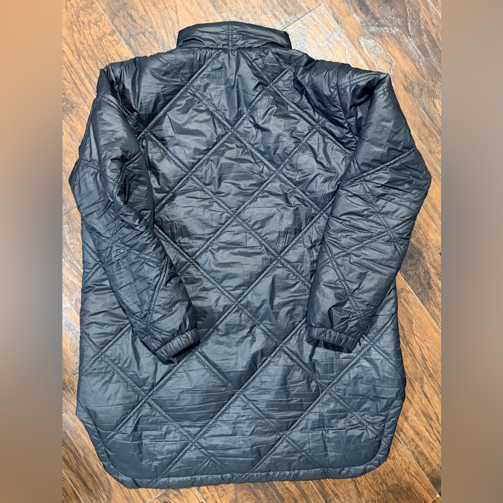 Patagonia Women's Pine Bank Insulated
Parka Size XL - Picture 3 of 6